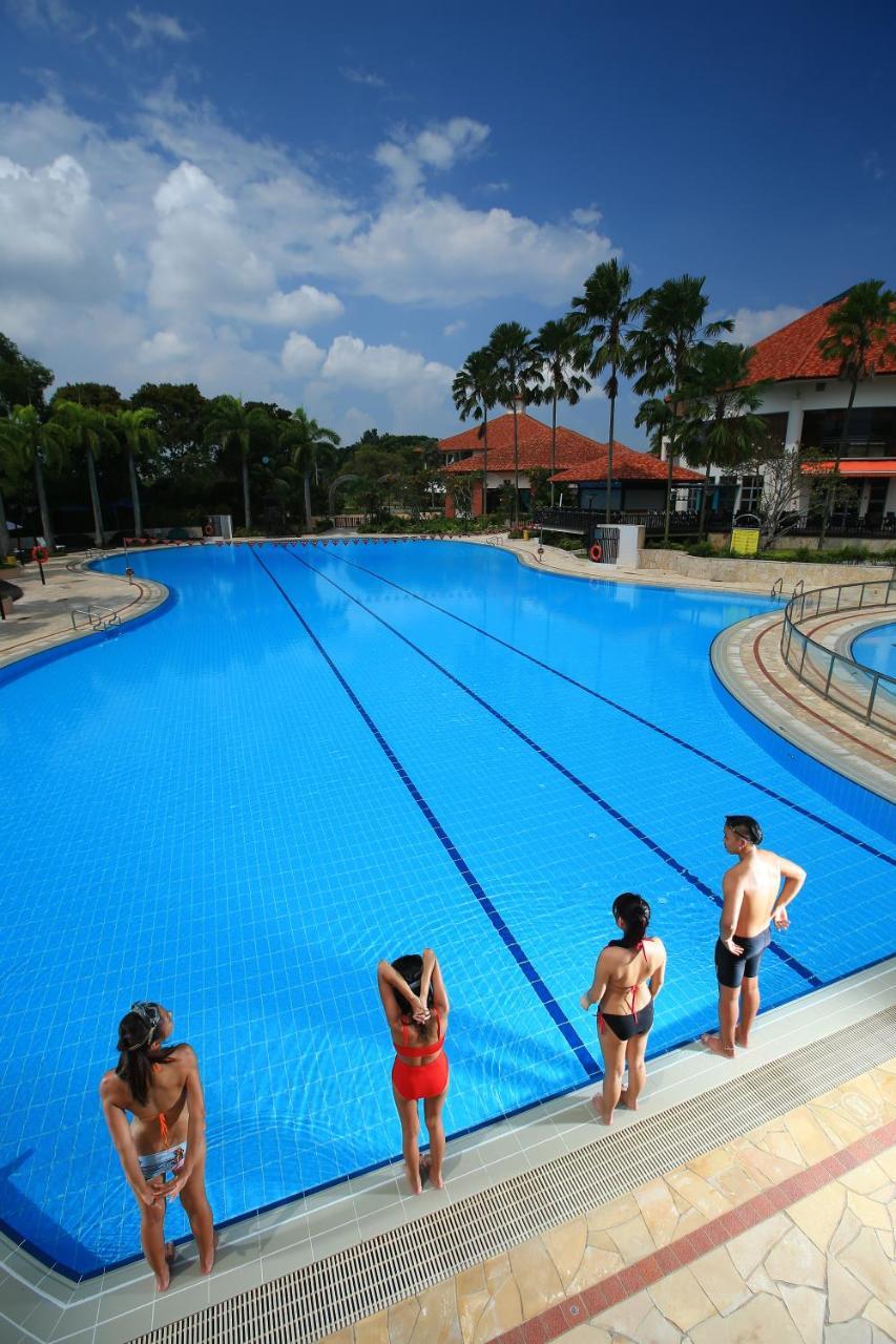 National Service Resort & Country Club Singapore Exteriör bild